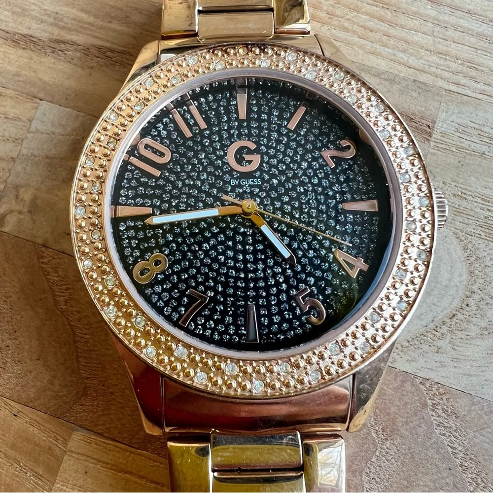 G by Guess ladies black glitter dial rose gold tone fashion watch NEW BATTERY